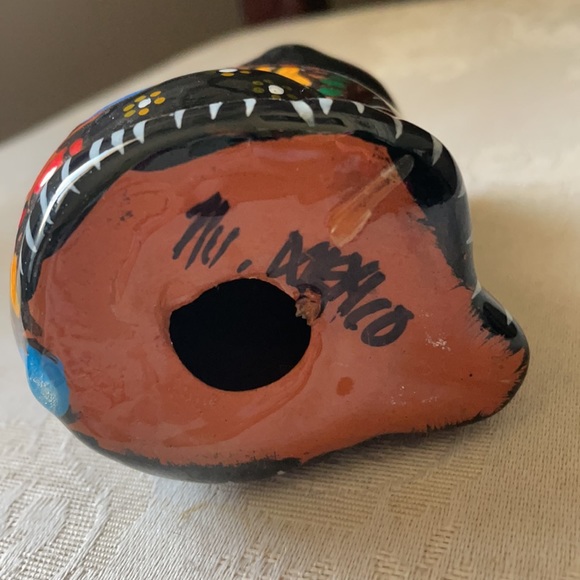 Vintage folk art Mexican hand-painted red ware pottery cat, signed - Picture 5 of 10